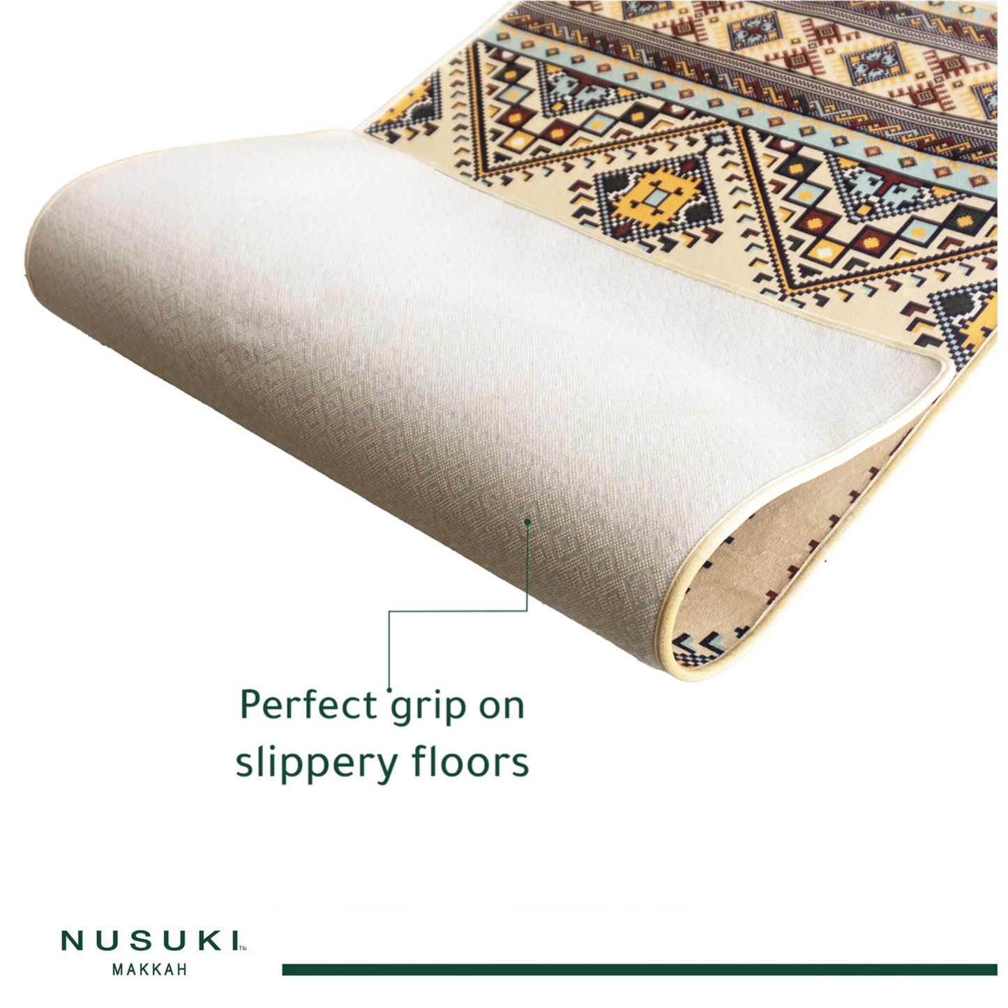 musalla Al Qutt Al Asiri with Handbag