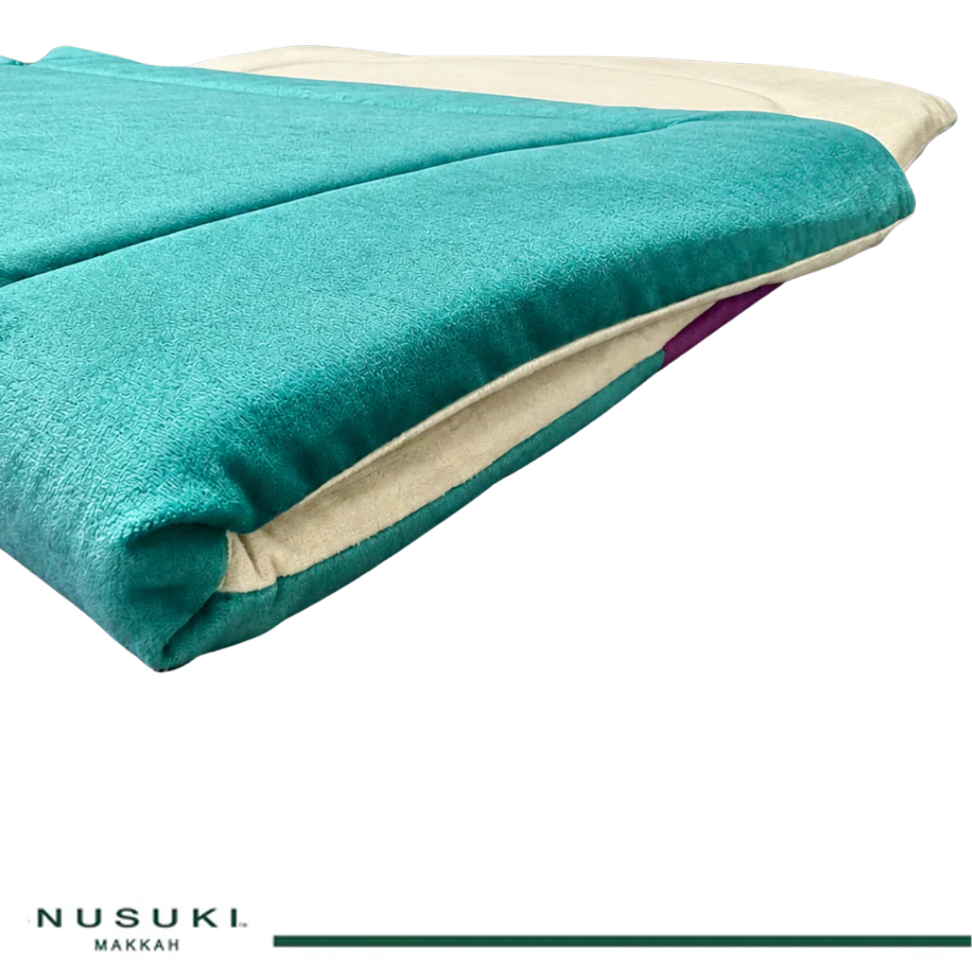 Nusuki Al Dhuhaa Luxury Padded Prayer Mat with Matching Carry Bag