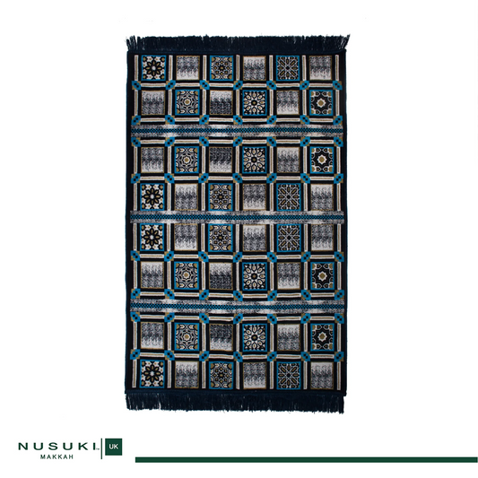 Minwal Al Mutamayiza XL Blue Prayer Mat – Salah Rug for Men & Women