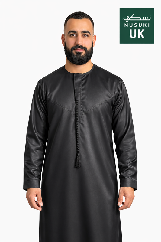Nusuki Emarati Thobe With Tassel - Black