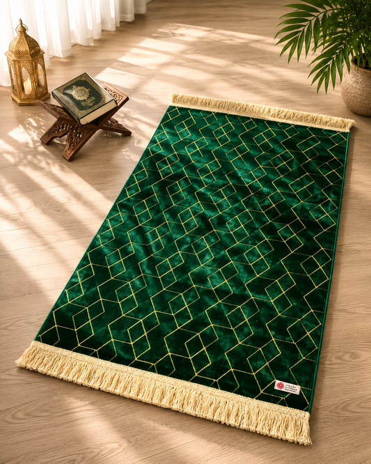 Minwal Al Istabraq XXL Prayer Mat Made in Madina Luxury Islamic Musallah