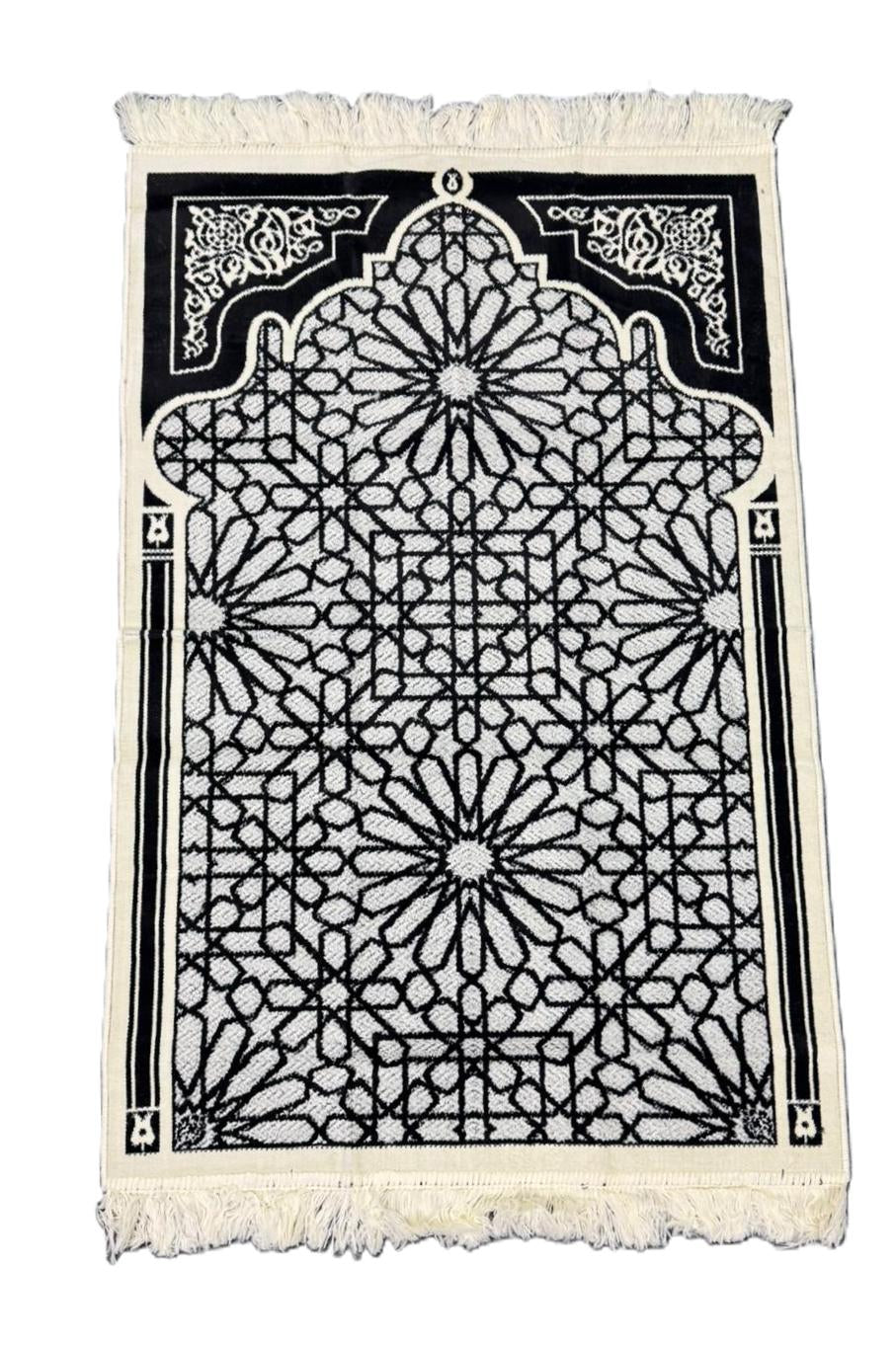 Minwal Fur Prayer Mat – Geometry Mihrab - Design 2 - Islamic Rug Sajjada Sajada Musalla Janamaz