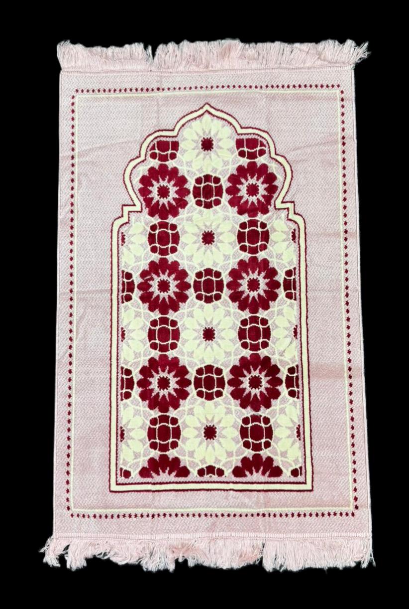 Minwal Fur Prayer Mat – Rosette Mihrab - Design 3 - Islamic Rug Sajjada Sajada Musalla Janamaz