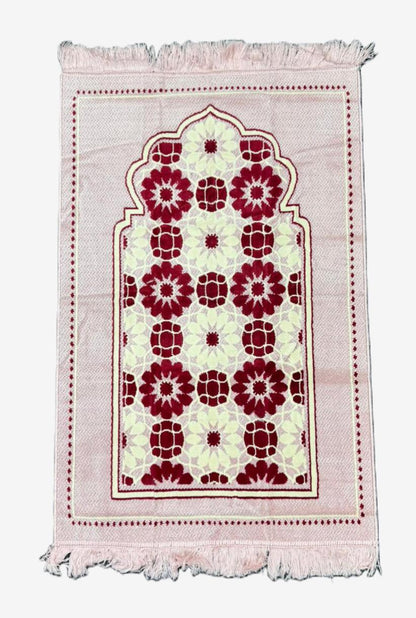 Minwal Fur Prayer Mat – Rosette Mihrab - Design 3 - Islamic Rug Sajjada Sajada Musalla Janamaz