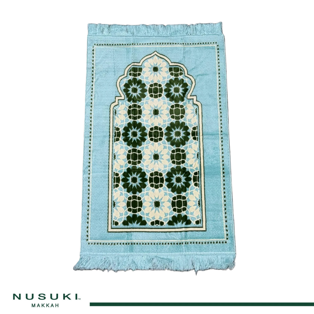Minwal Fur Prayer Mat – Rosette Mihrab - Design 3