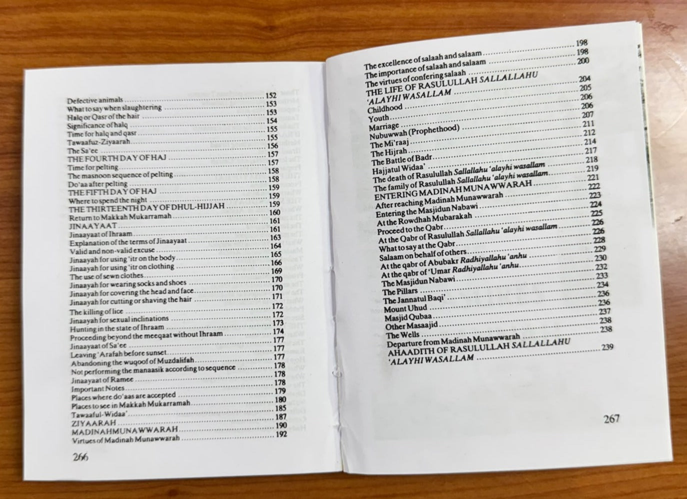 Hajj, Umrah & Ziyaarah Pocket Size English Guide – 150+ Essential Topics | 267 Pages