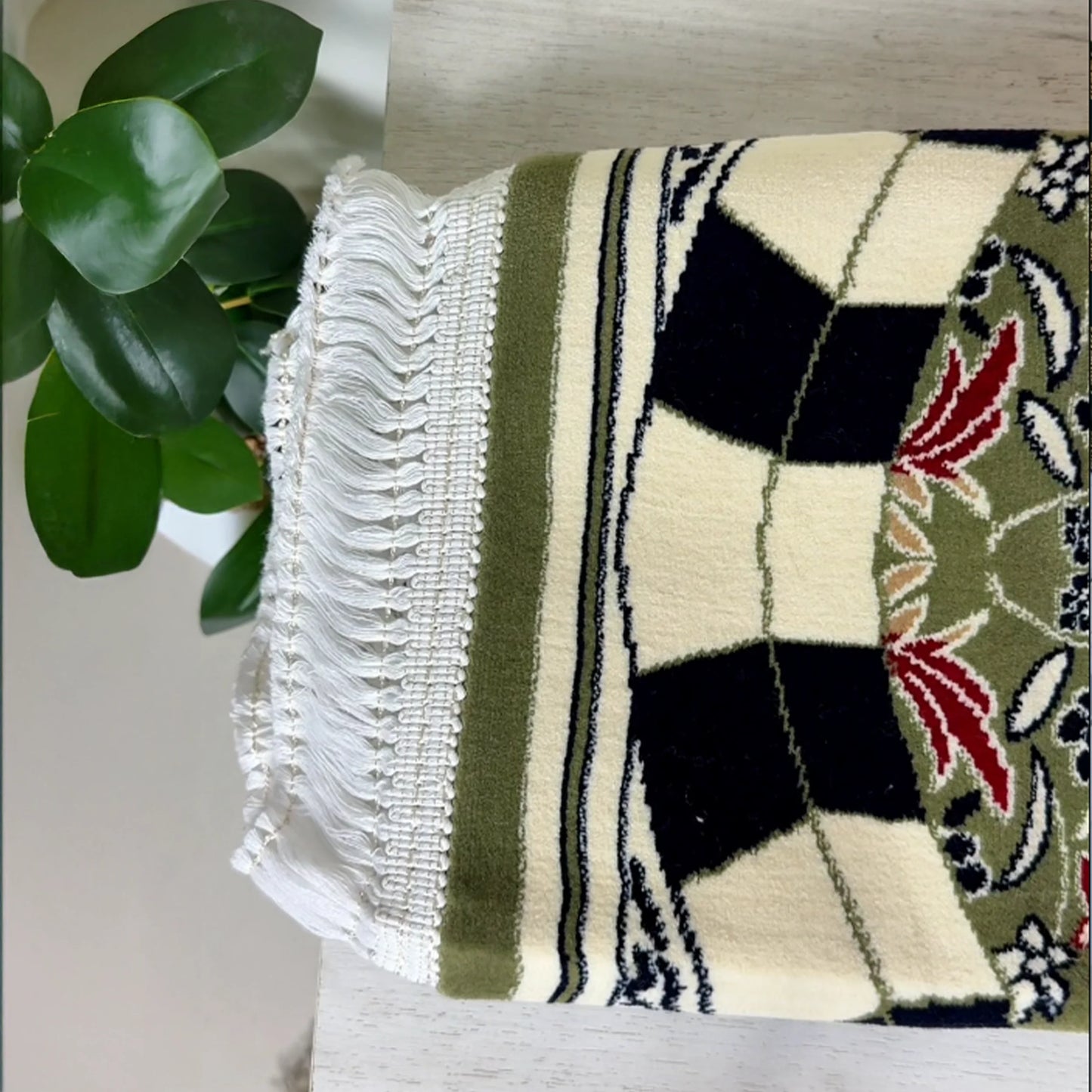 Riyadh Al Salihyen Prayer Mat with HandBag