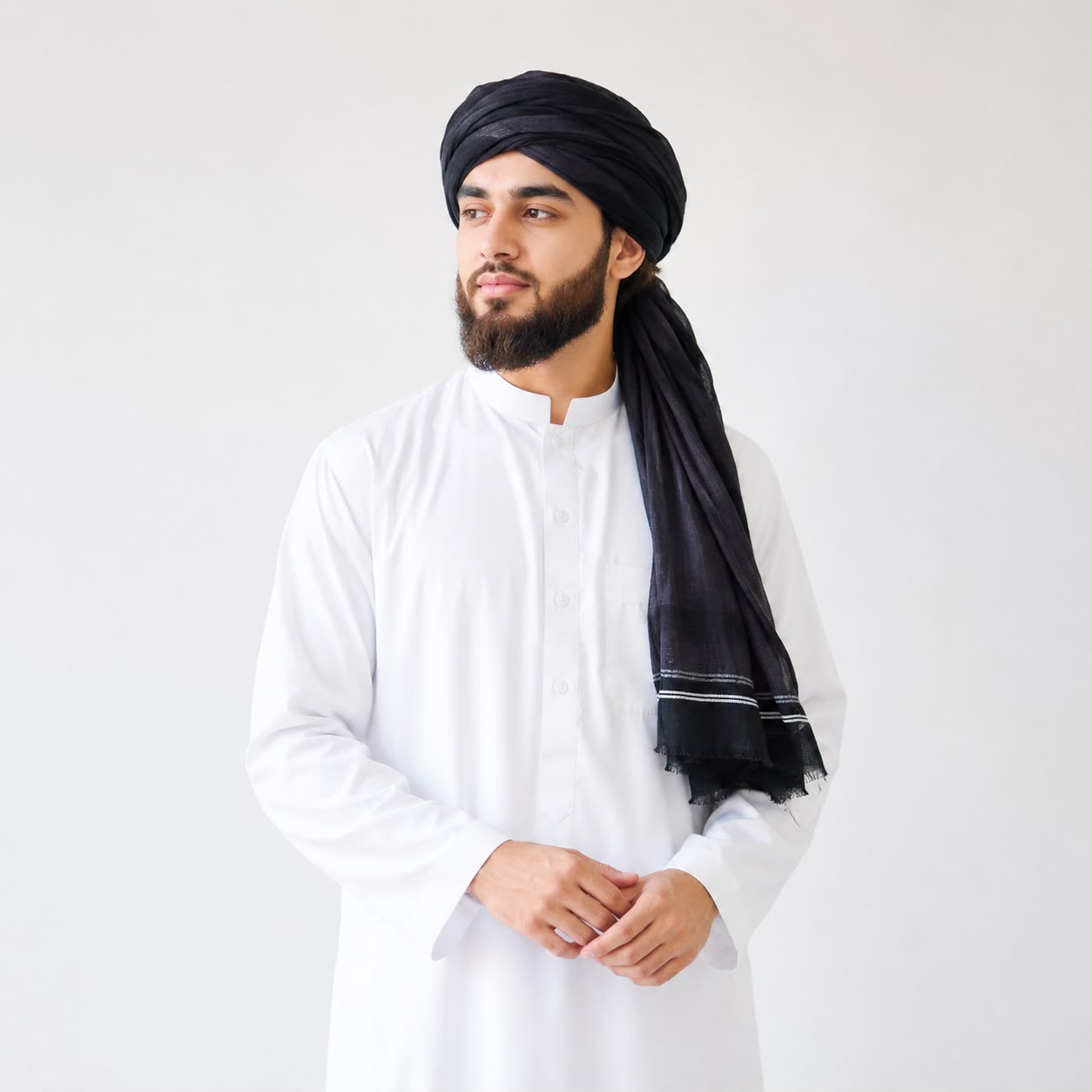 Nusuki Black Classic Emama with white stripe detailing